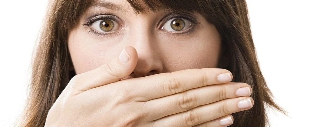 Κακοσμία στόματος: Πώς να την αντιμετωπίσετε